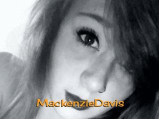Mackenzie_Davis