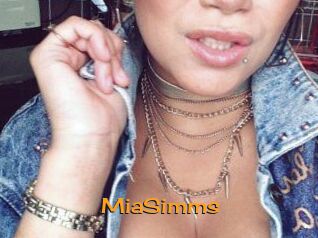MiaSimms