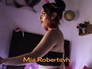 Mia_Robertsvh