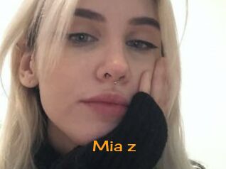 Mia_z Sortez Couvert