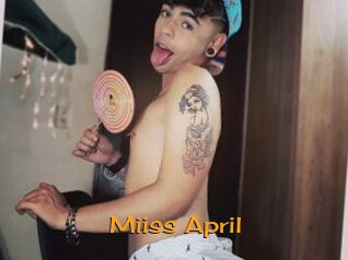 Miiss_April