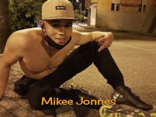 Mikee_Jonnes