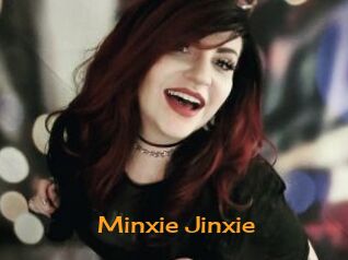 Minxie_Jinxie Sortez Couvert