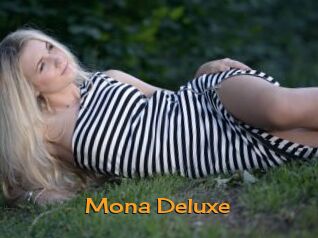 Mona_Deluxe_