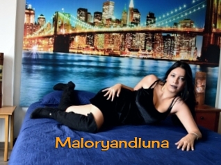 maloryandluna Sortez Couvert