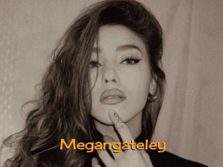 megangateley Sortez Couvert