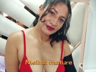 melina_mature Sortez Couvert