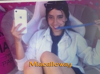 miacalloway Sortez Couvert