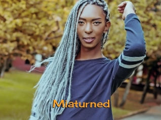 miaturned Sortez Couvert
