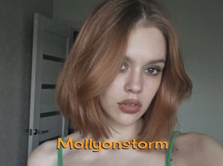 Mollyonstorm