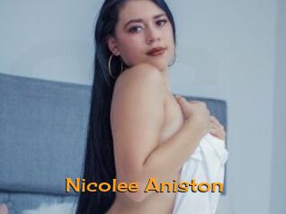 Nicolee_Aniston Sortez Couvert