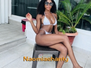 naomiashanty Sortez Couvert
