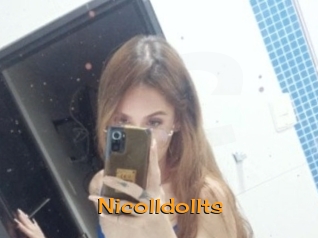 nicolldollts Sortez Couvert
