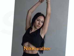 nikkiwalker Sortez Couvert