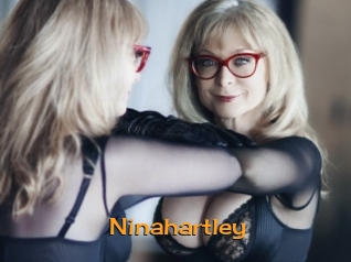 ninahartley Sortez Couvert