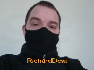 RichardDevil Sortez Couvert