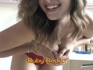 Ruby_Reddd Sortez Couvert
