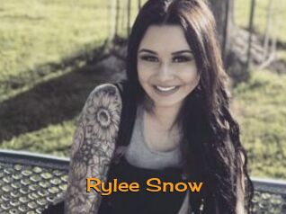 Rylee_Snow