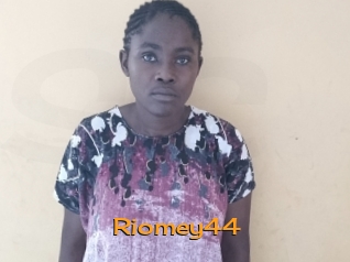 riomey44 Sortez Couvert