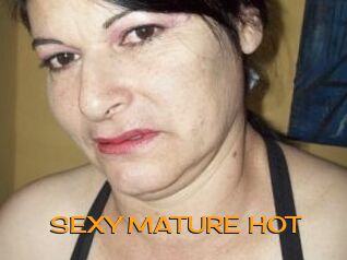 SEXY_MATURE_HOT Sortez Couvert