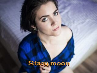 Stacy_moon Sortez Couvert