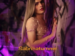 sabrinaturnner Sortez Couvert