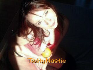 TastyNastie Sortez Couvert