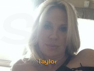 _Taylor Sortez Couvert