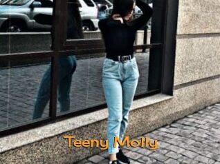 Teeny_Molly Sortez Couvert