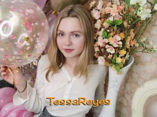 TessaReyes Sortez Couvert