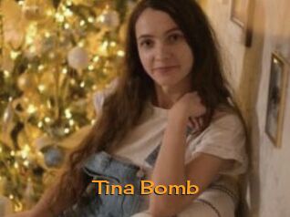 Tina_Bomb Sortez Couvert