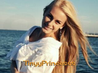 TinyyPrincesss Sortez Couvert