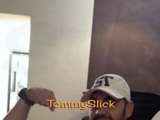 TommySlick Sortez Couvert