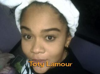 Toty_Lamour