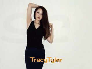 TracyTyler Sortez Couvert