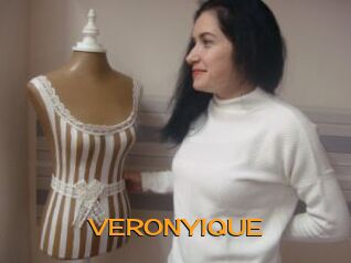 VERONYIQUE