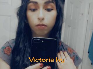 Victoria_Ivy Sortez Couvert