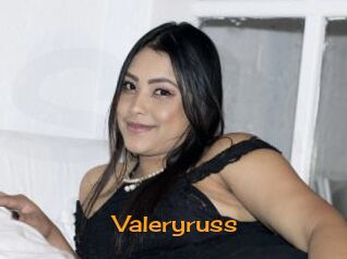 valeryruss Sortez Couvert