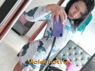 Violet_hot19