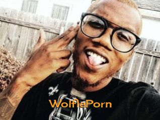 WolfiePorn Sortez Couvert