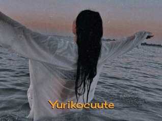 yurikocuute Sortez Couvert