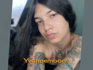 Yvonnemoons